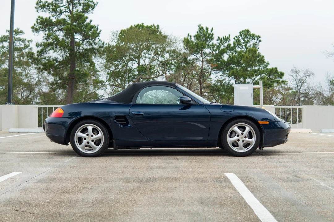 1999 Porsche 986 Boxster - Image 13 of 31