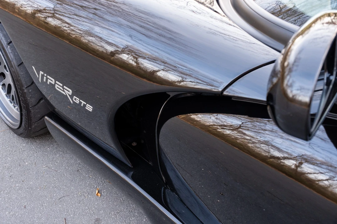 2000 Dodge Viper GTS 2nd Gen - Image 29 of 31