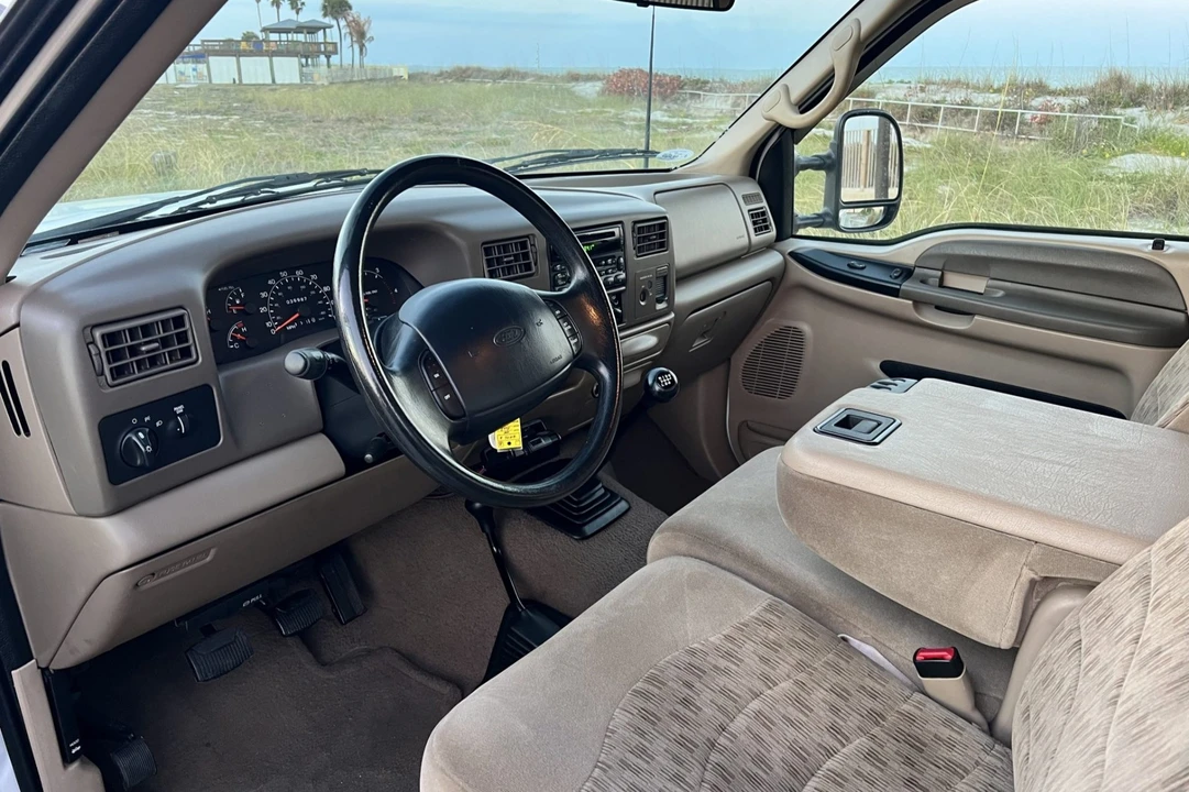 2000 Ford Super Duty 1st Gen - Image 5 of 8