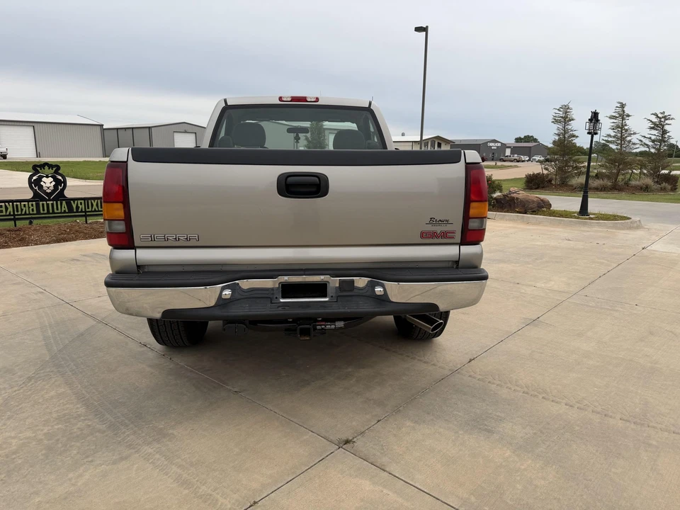 2000 GMC Sierra 2nd Gen - Image 7 of 31