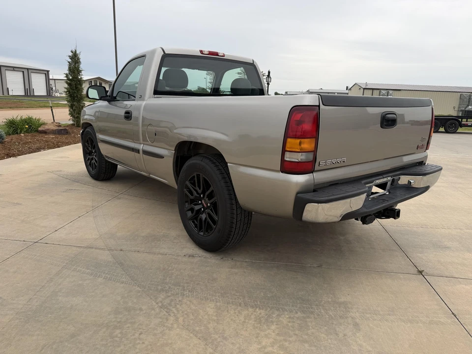 2000 GMC Sierra 2nd Gen - Image 6 of 31