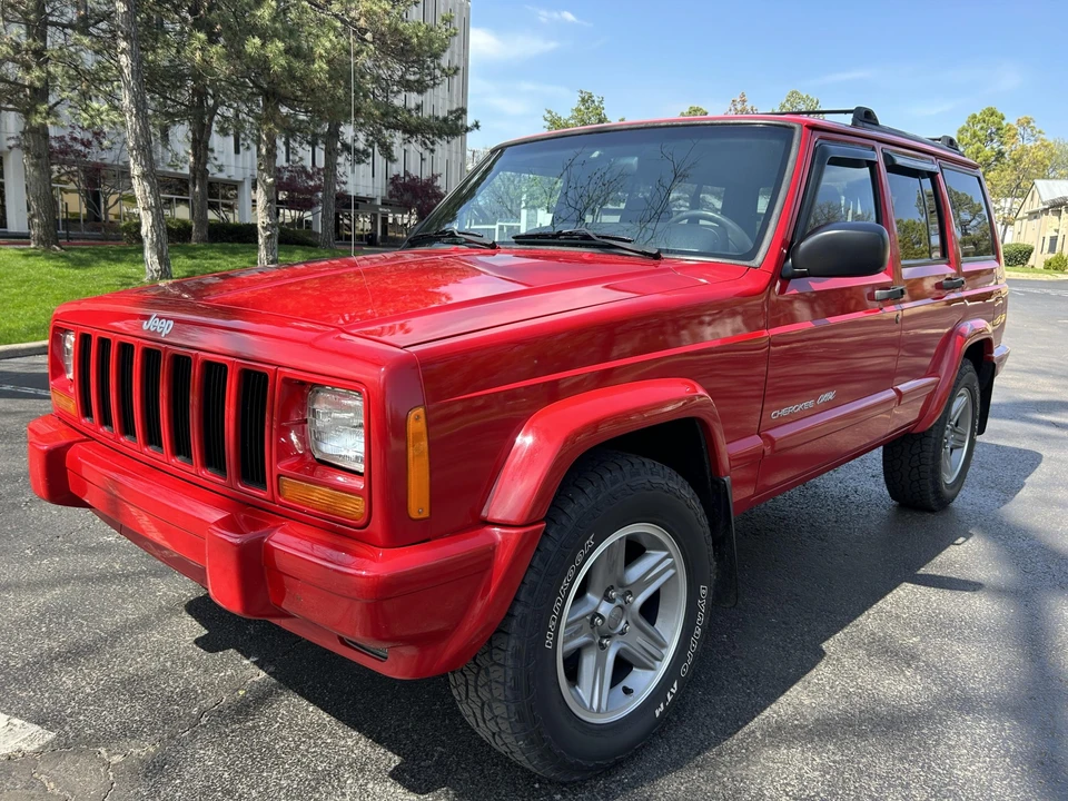 2000 Jeep XJ Cherokee - Image 4 of 31