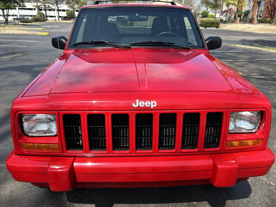 2000 Jeep XJ Cherokee - Image 6 of 31