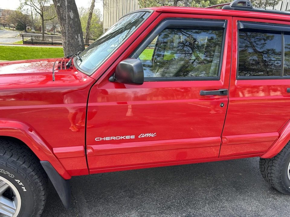 2000 Jeep XJ Cherokee - Image 23 of 31