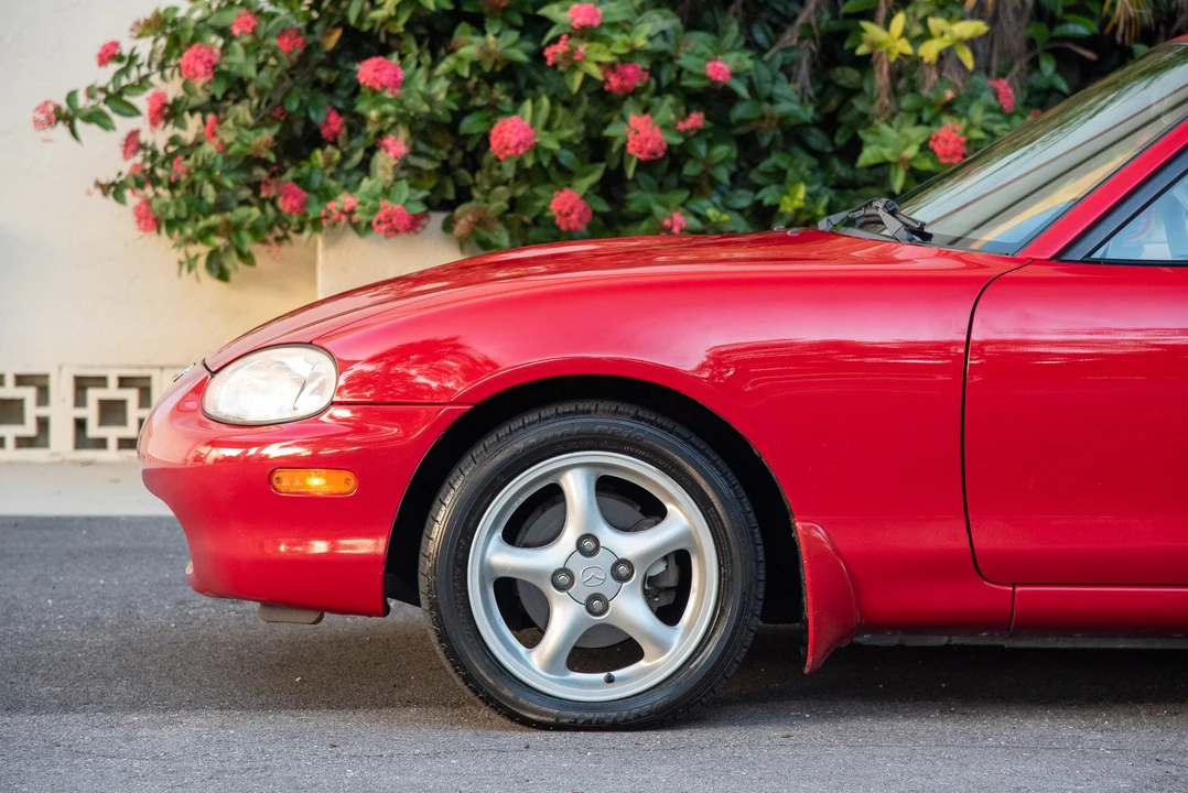 2000 Mazda NB MX-5 Miata - Image 26 of 31