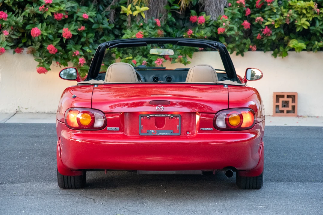 2000 Mazda NB MX-5 Miata - Image 8 of 31