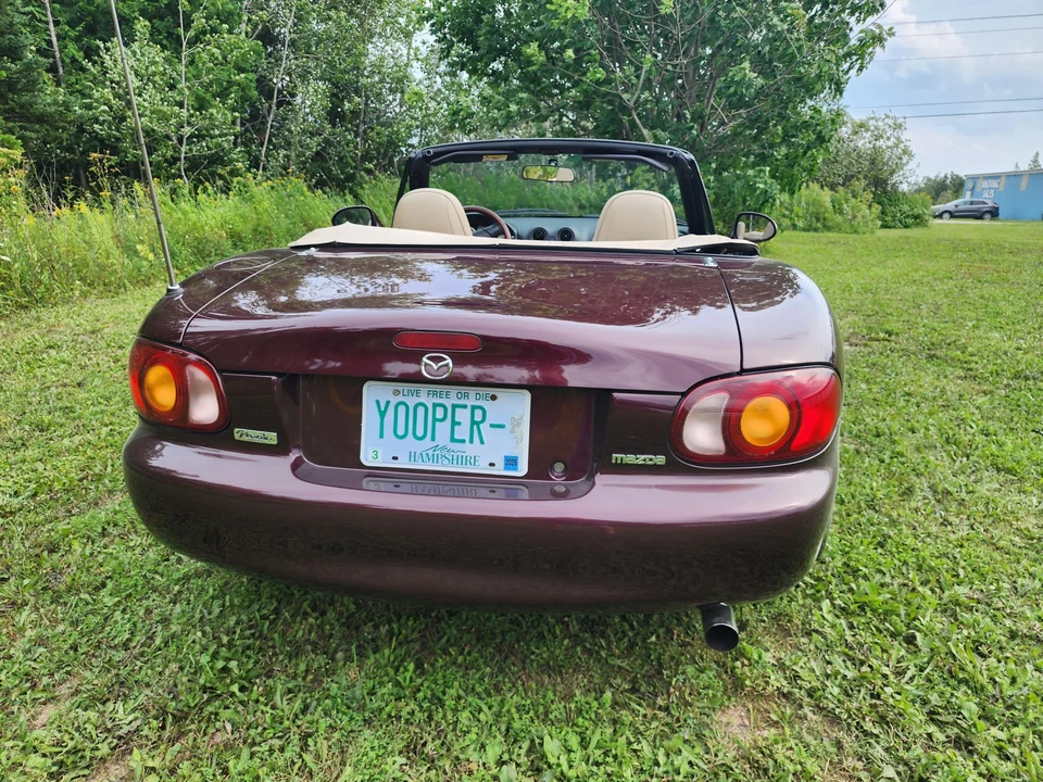 2000 Mazda NB MX-5 Miata - Image 9 of 31