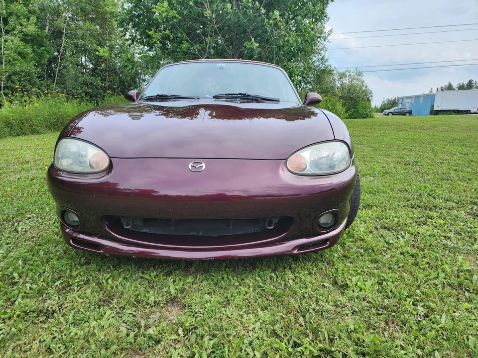 2000 Mazda NB MX-5 Miata - Image 13 of 31