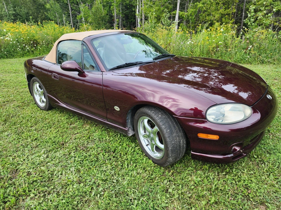 2000 Mazda NB MX-5 Miata - Image 11 of 31