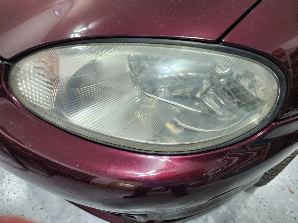 2000 Mazda NB MX-5 Miata - Image 24 of 31