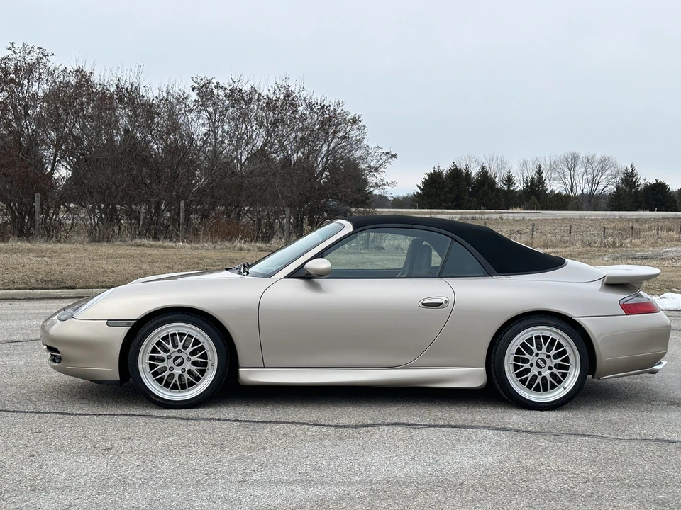 2000 Porsche 996 Carrera - Image 27 of 31