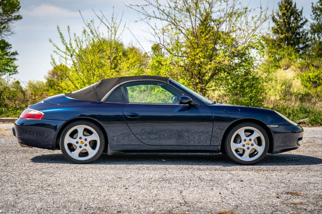 2000 Porsche 996 Carrera - Image 30 of 31