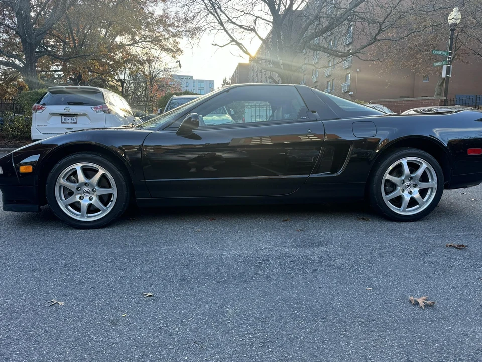 2001 Acura NA2 NSX - Image 19 of 31