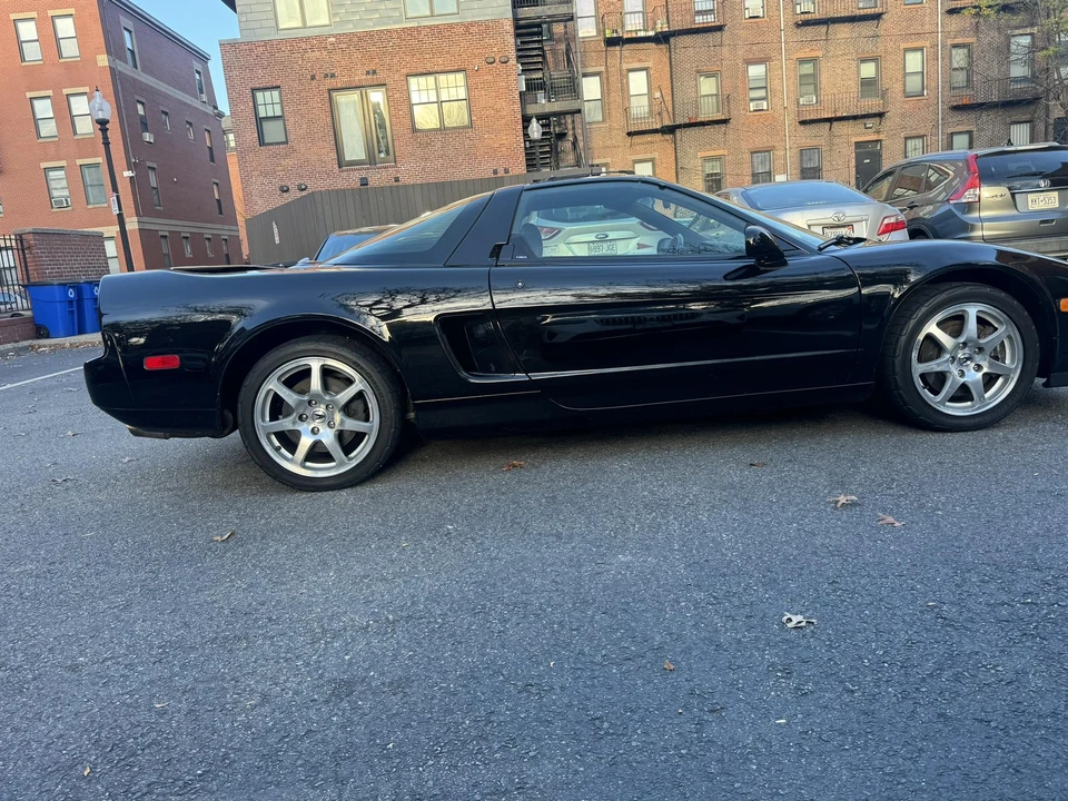 2001 Acura NA2 NSX - Image 8 of 31