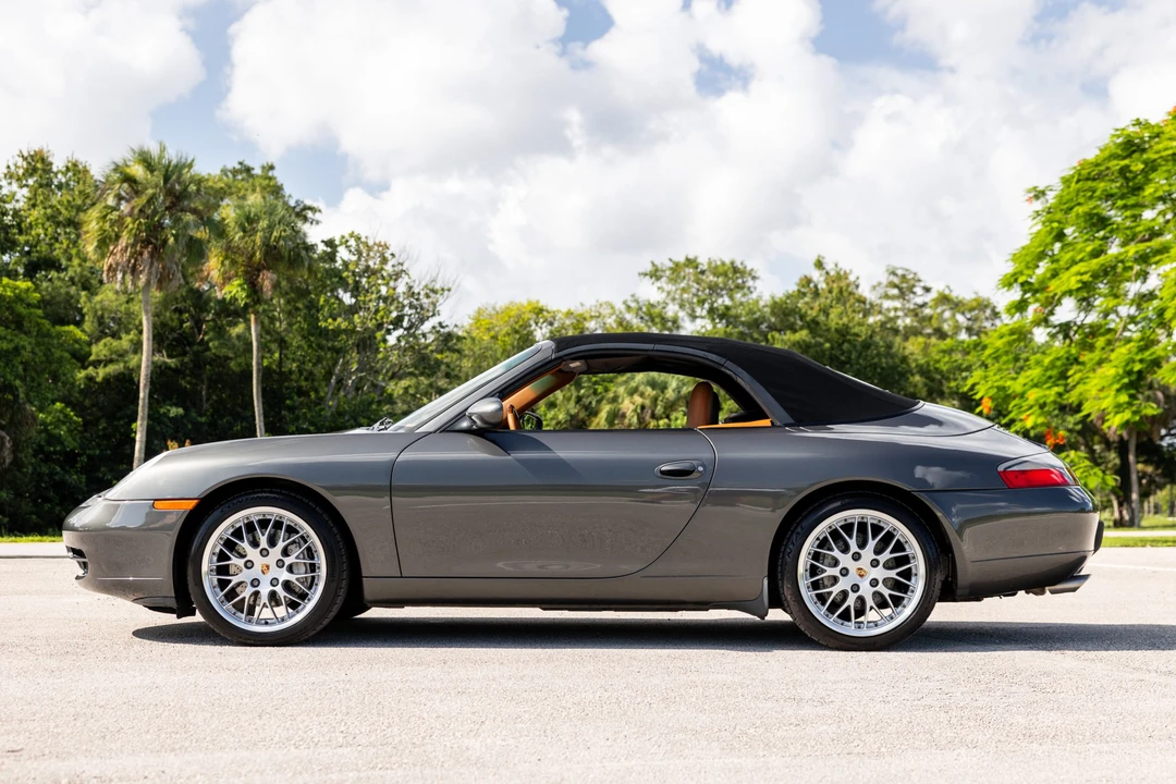 2001 Porsche 996 Carrera - Image 4 of 31