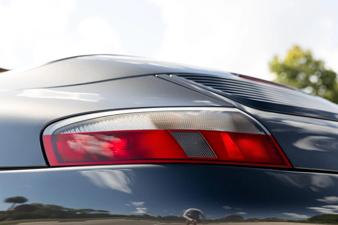 2001 Porsche 996 Carrera - Image 17 of 31
