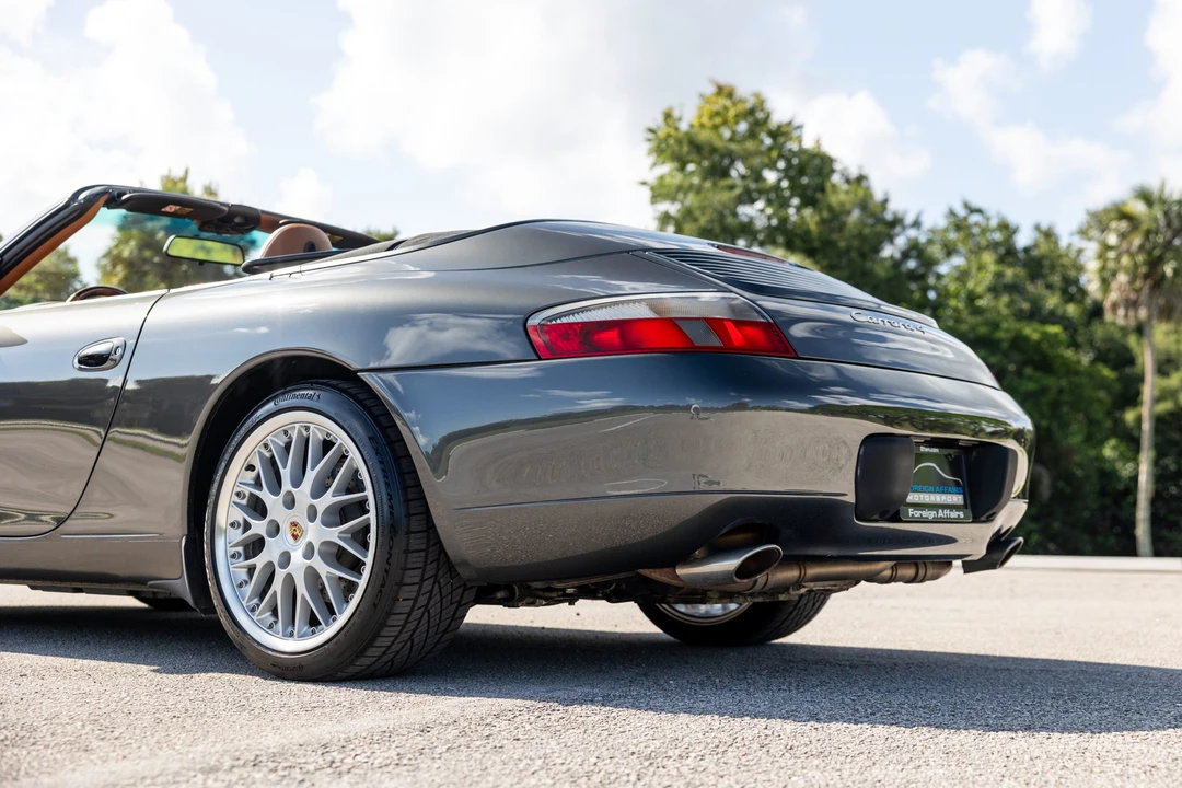 2001 Porsche 996 Carrera - Image 16 of 31