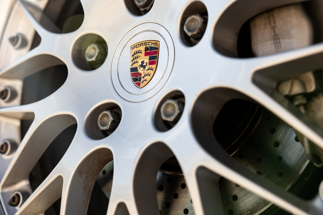 2001 Porsche 996 Carrera - Image 31 of 31