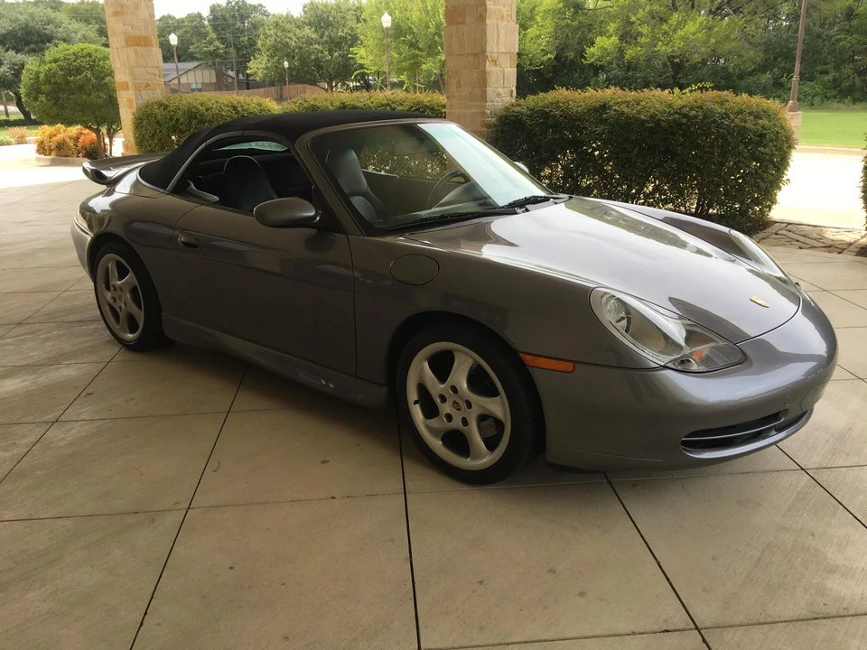 2001 Porsche 996 Carrera - Image 13 of 31