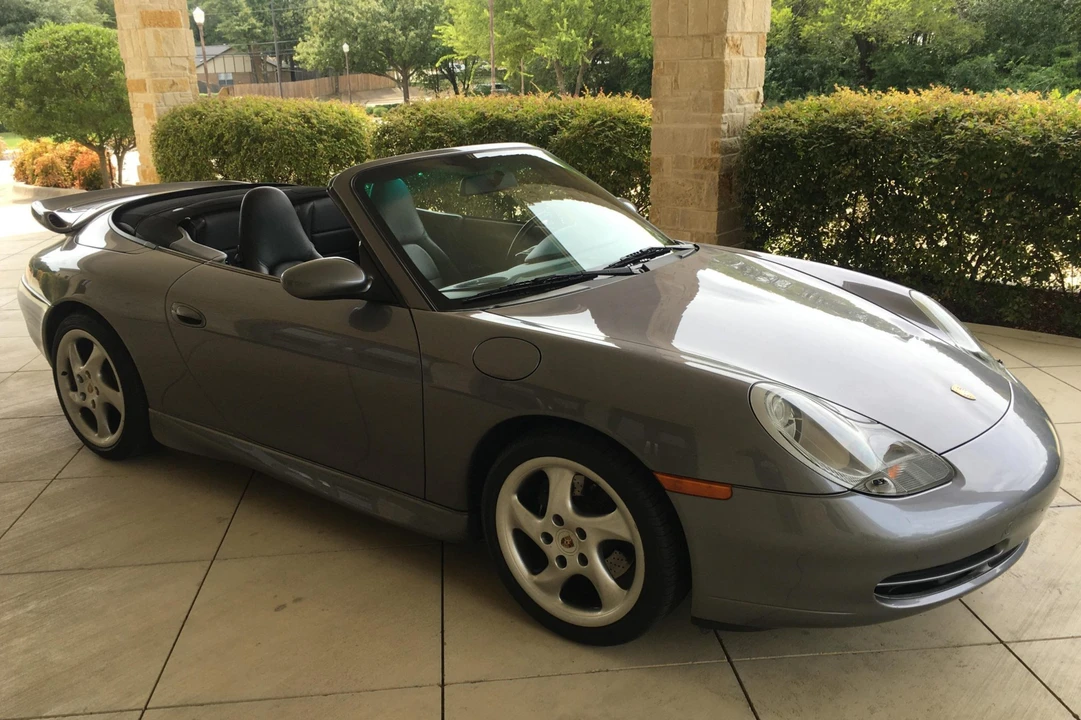 2001 Porsche 996 Carrera - Image 28 of 31