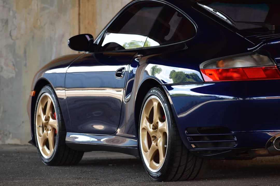 2001 Porsche 996 Turbo - Image 7 of 31