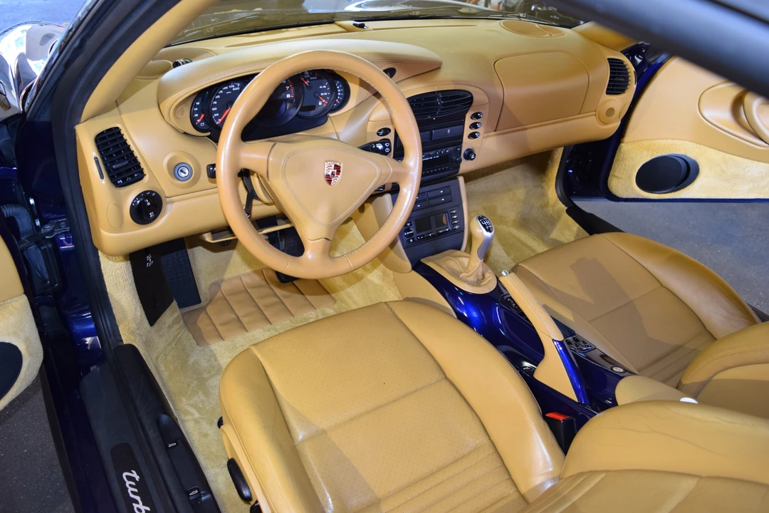 2001 Porsche 996 Turbo - Image 23 of 31