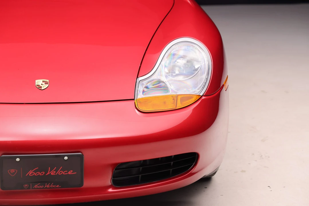 2001 Porsche 986 Boxster - Image 24 of 31