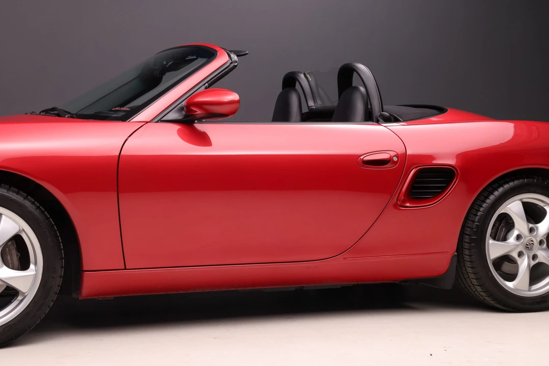 2001 Porsche 986 Boxster - Image 30 of 31