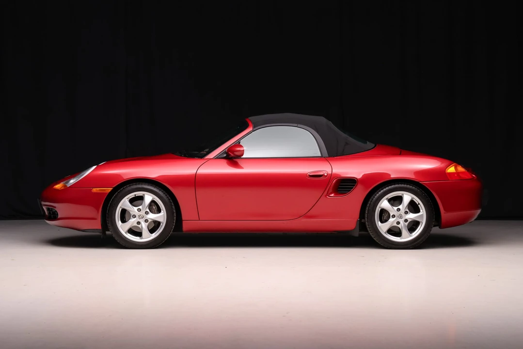 2001 Porsche 986 Boxster - Image 17 of 31