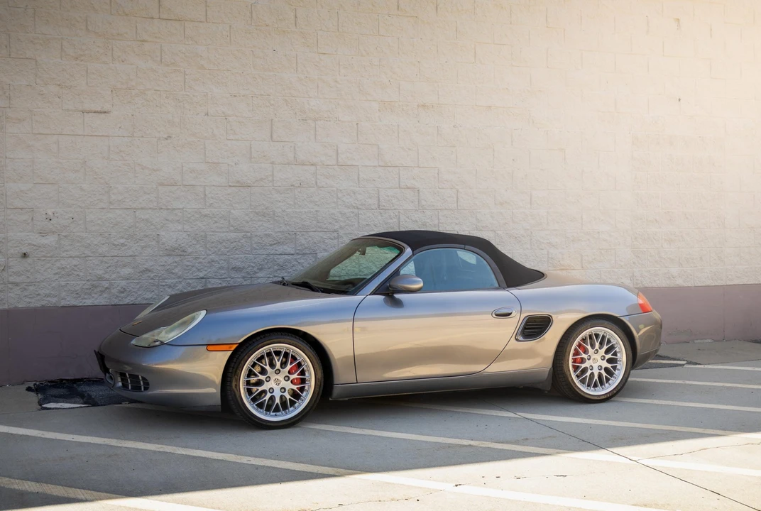 2001 Porsche 986 Boxster S - Image 9 of 31