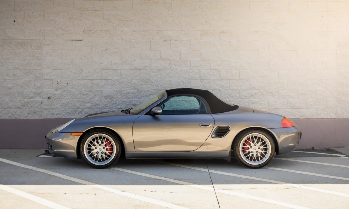 2001 Porsche 986 Boxster S - Image 10 of 31
