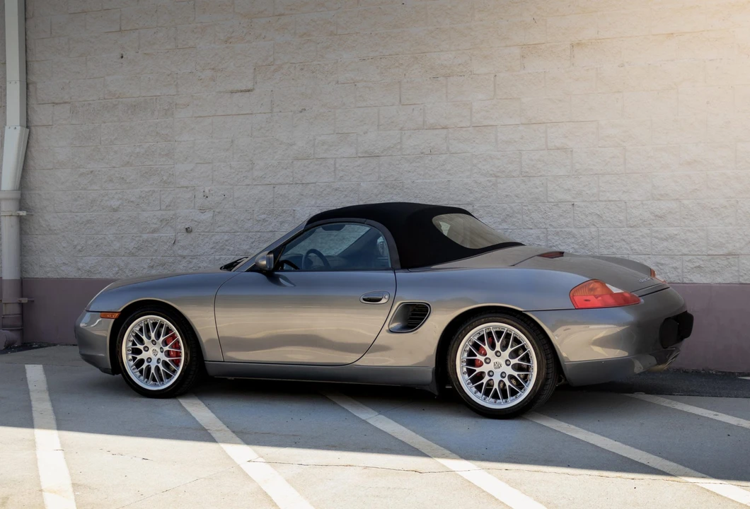 2001 Porsche 986 Boxster S - Image 14 of 31