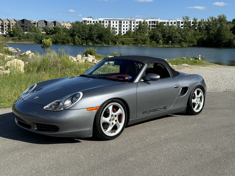 2001 Porsche 986 Boxster S - Image 13 of 31