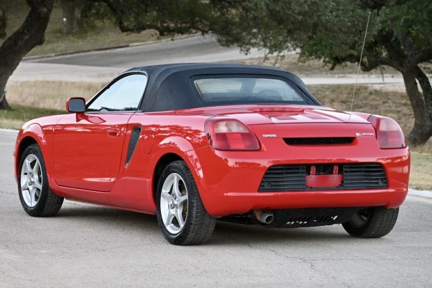 2001 Toyota MR2 Spyder/MR-S - Image 2 of 6