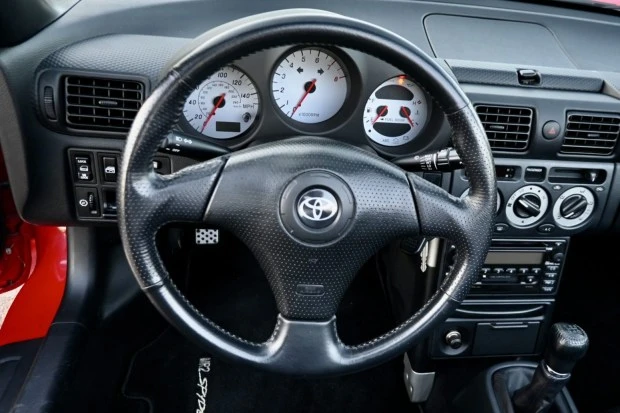 2001 Toyota MR2 Spyder/MR-S - Image 5 of 6