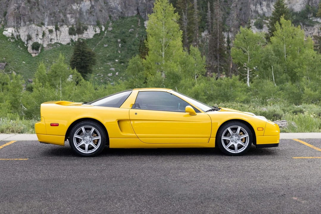 2002 Acura NA2 NSX - Image 14 of 31
