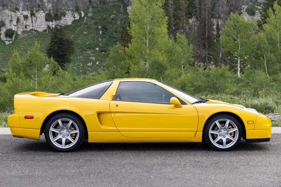 2002 Acura NA2 NSX - Image 13 of 31