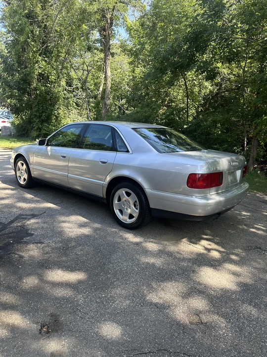 2002 Audi D2 A8 - Image 10 of 31