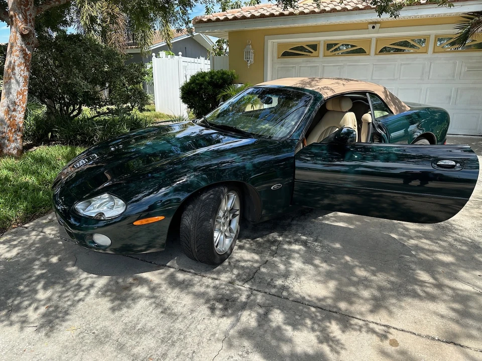 2002 Jaguar X100 XK8 - Image 19 of 31