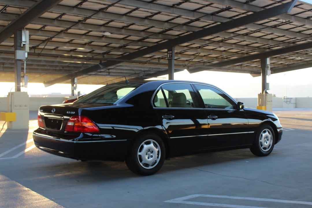 2002 Lexus LS 3rd Gen - Image 6 of 31