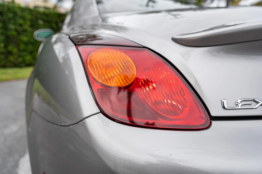 2002 Lexus SC430 - Image 26 of 31