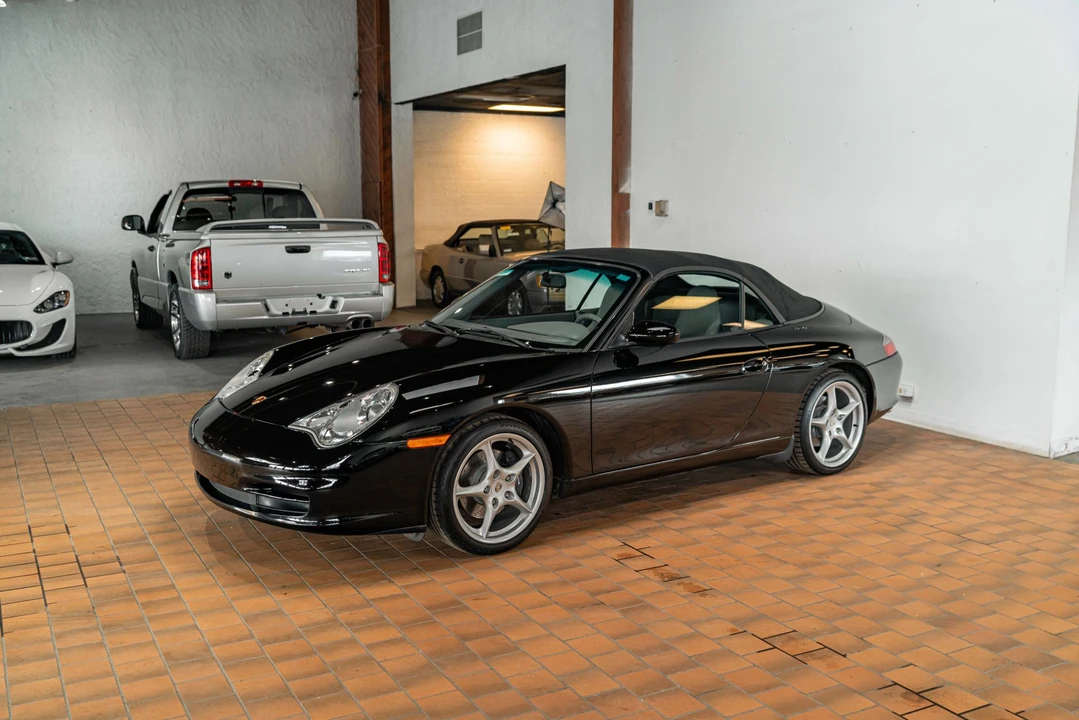 2002 Porsche 996 Carrera - Image 9 of 31