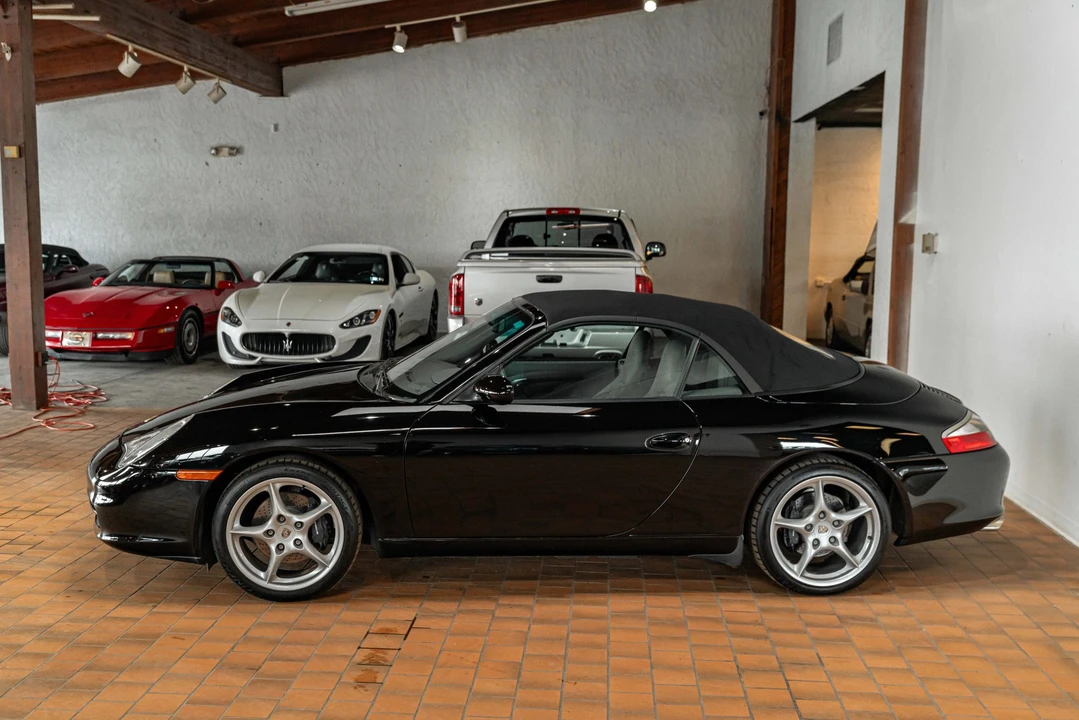 2002 Porsche 996 Carrera - Image 12 of 31