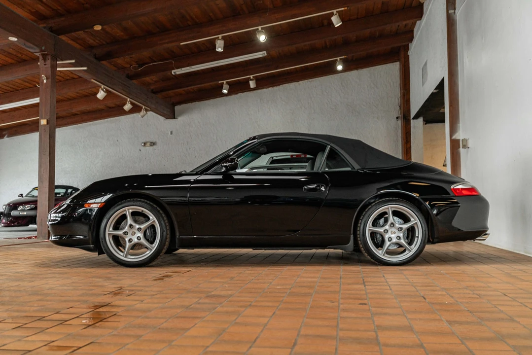 2002 Porsche 996 Carrera - Image 14 of 31