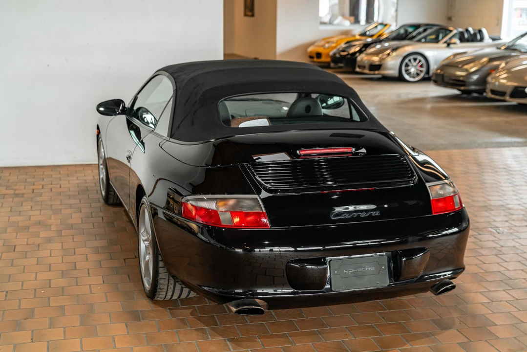 2002 Porsche 996 Carrera - Image 26 of 31