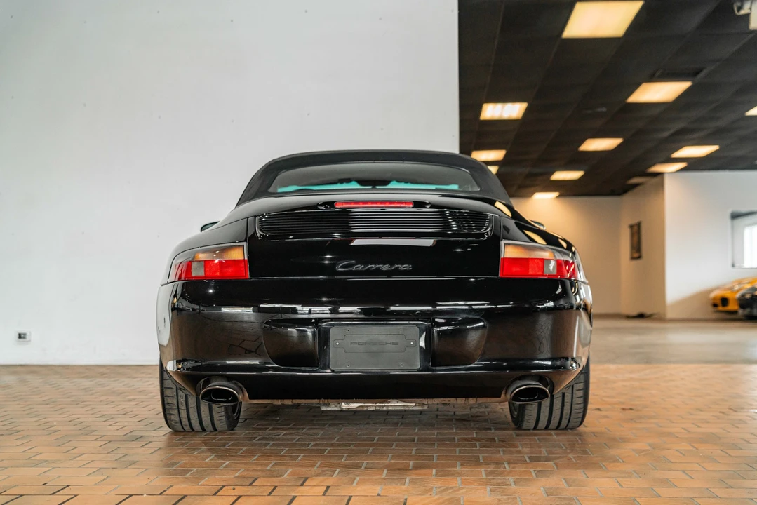 2002 Porsche 996 Carrera - Image 29 of 31