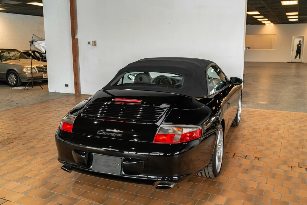 2002 Porsche 996 Carrera - Image 30 of 31