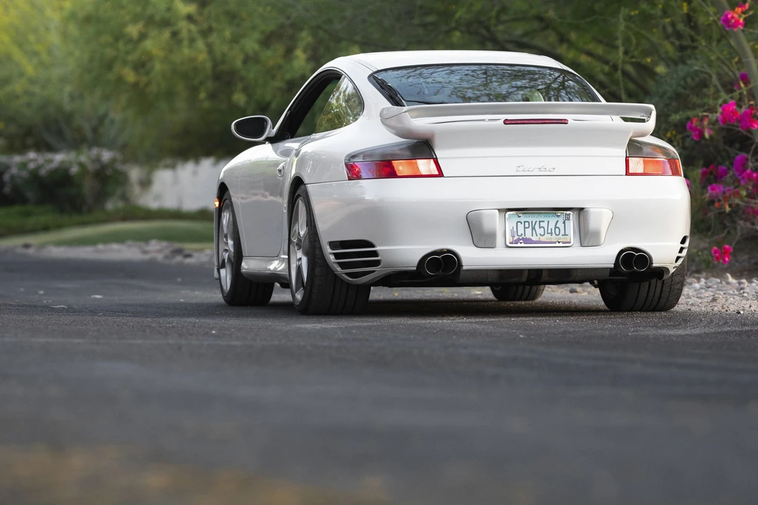 2002 Porsche 996 Turbo - Image 14 of 31