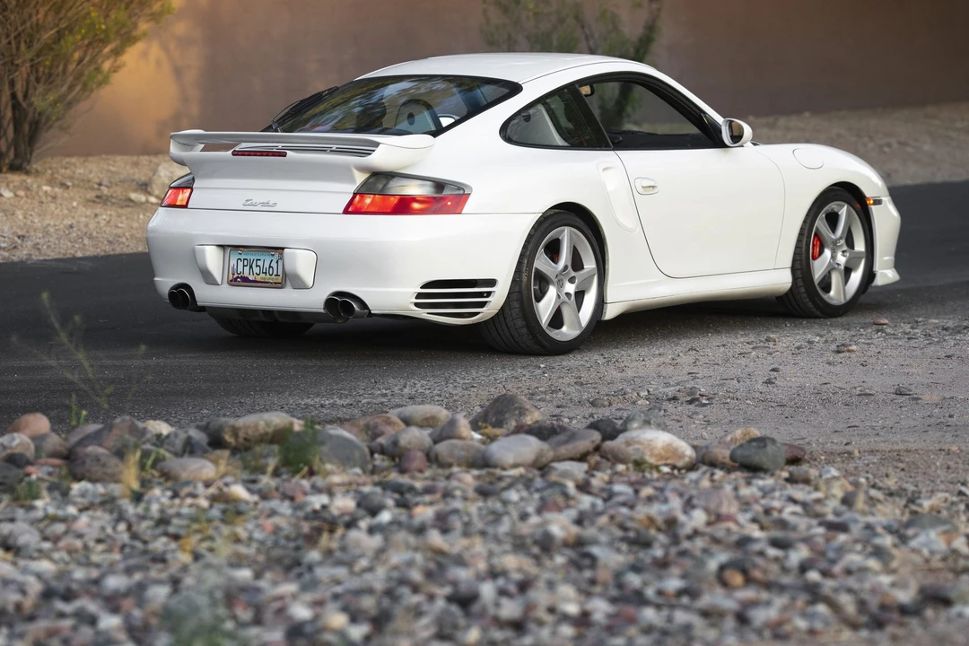 2002 Porsche 996 Turbo - Image 10 of 31