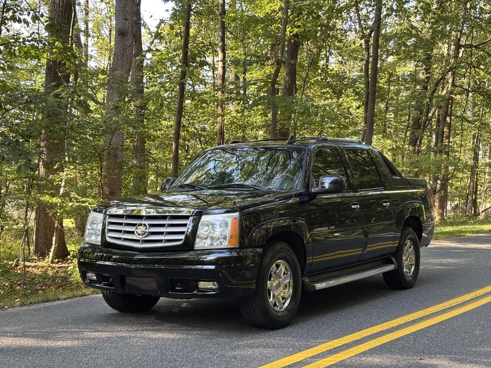 2003 Cadillac Escalade & EXT 2nd Gen - Image 3 of 31
